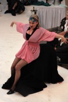 http://janina-thiel.com/files/gimgs/th-18_Fledermaus_Premiere_016.jpg